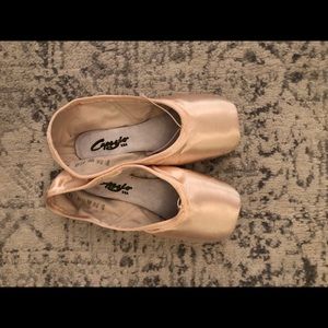 Capezio Brand New pointe shoes